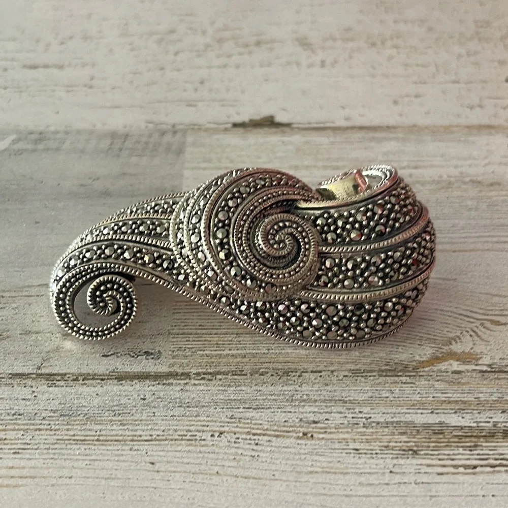 Beautiful Judith Jack Sterling Marcasite Brooch. - Picture 2 of 5